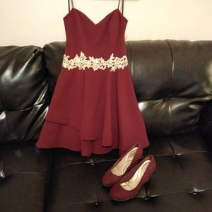 Burgundy wedge heels size 8M